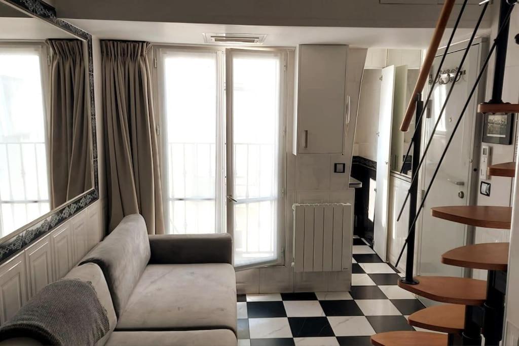 Duplex Notre-Dame De Paris Apartment Exterior photo
