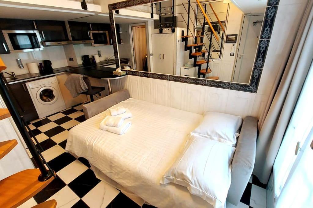 Duplex Notre-Dame De Paris Apartment Exterior photo