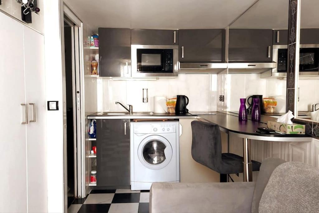 Duplex Notre-Dame De Paris Apartment Exterior photo