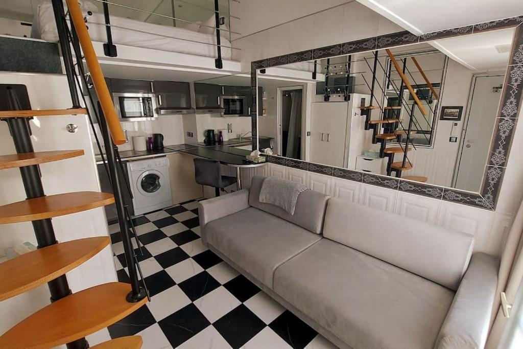 Duplex Notre-Dame De Paris Apartment Exterior photo